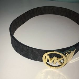 Michael Kors REVERSIBLE Belt
